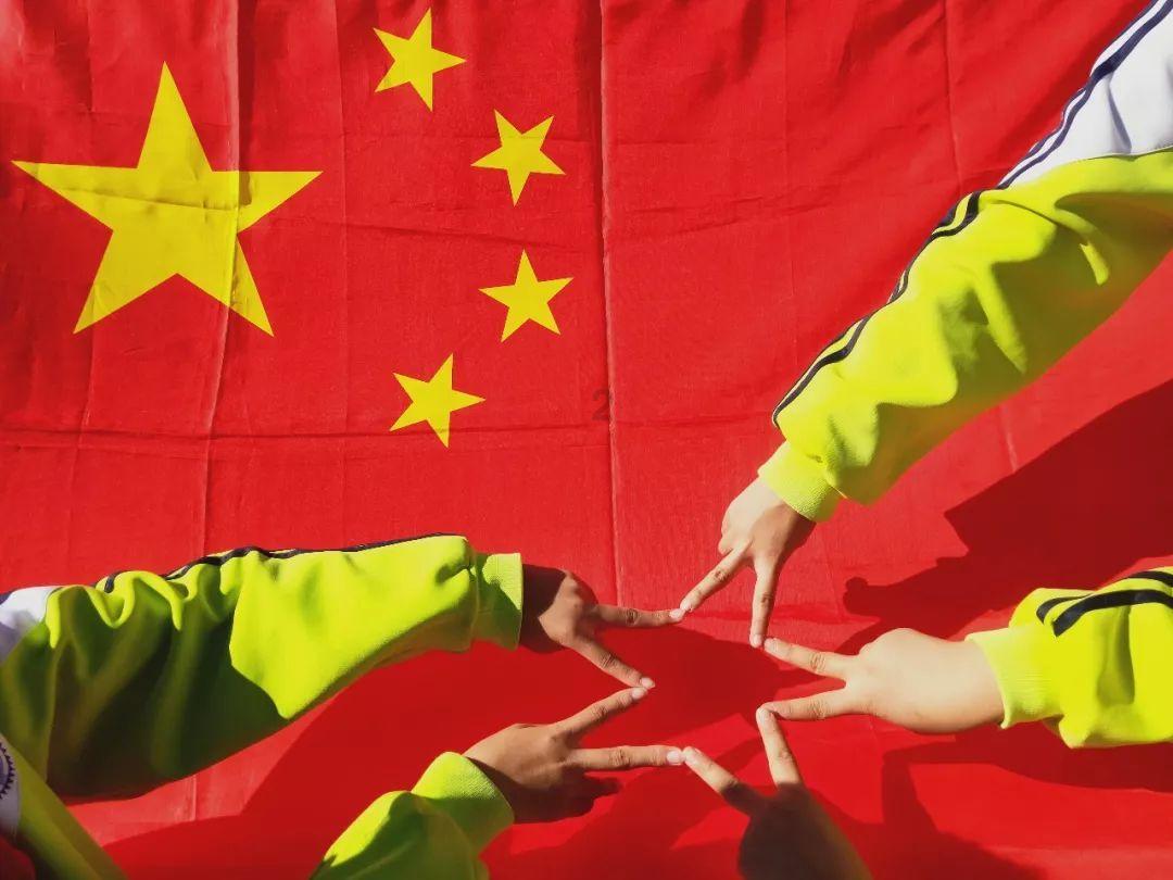 请问：妈妈的姨妈叫什么？游戏画面